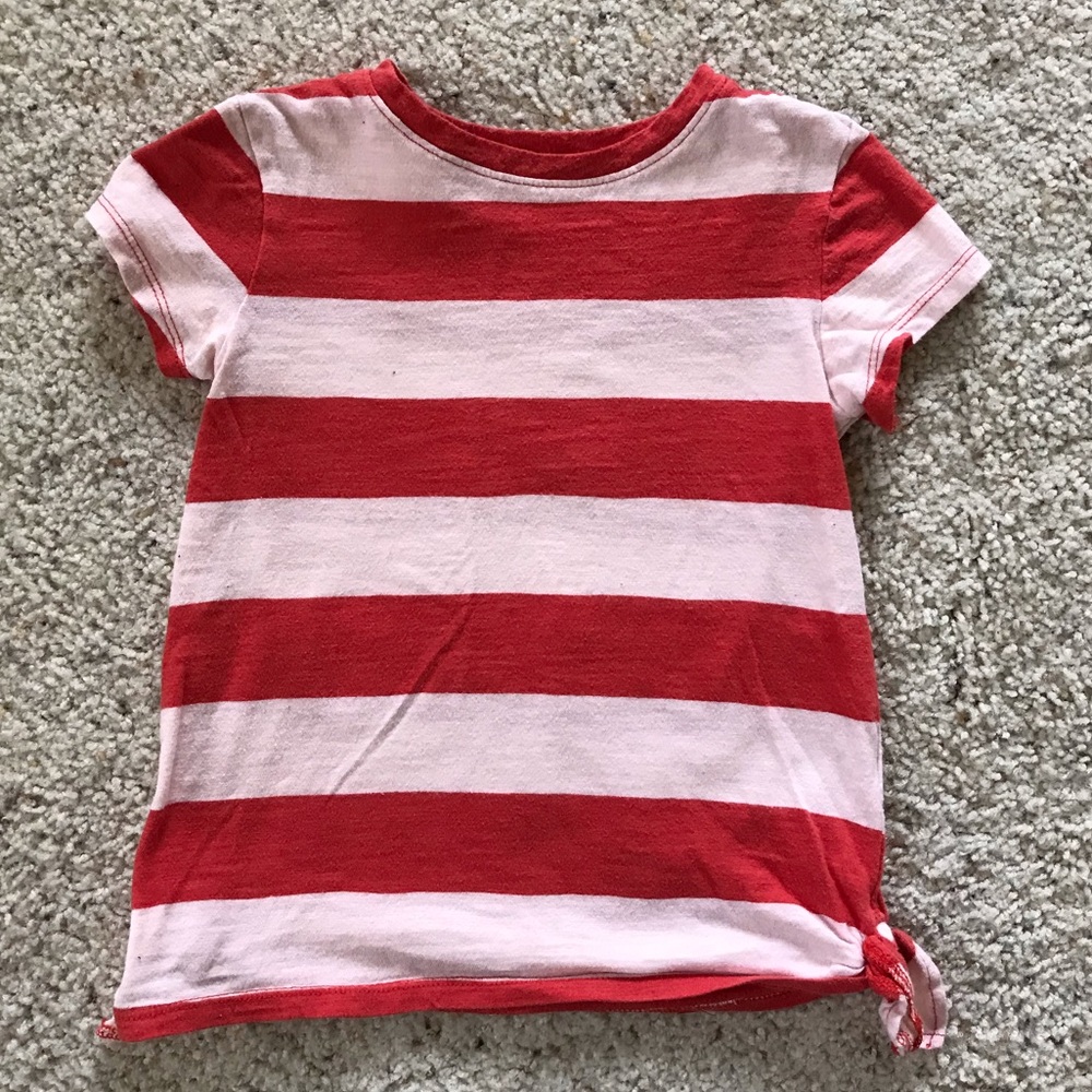 ⭐️ 3/$15⭐️ Old Navy Size 4T Striped Tee